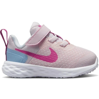 Boty Nike Revolution 6 Nn Tdv Velikost: 19,5 EUR